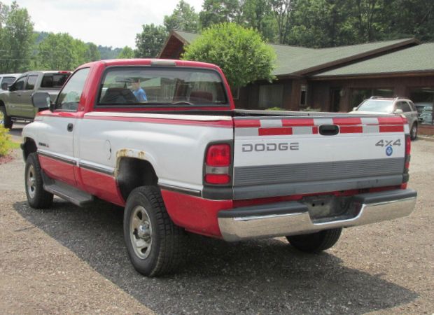 1995 Dodge Ram 1500 EX Auto 2WD