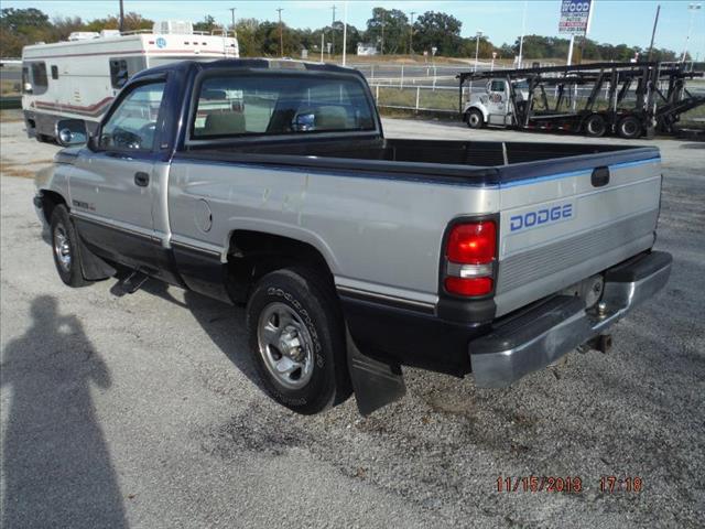 1995 Dodge Ram 1500 2008 Infiniti Sport