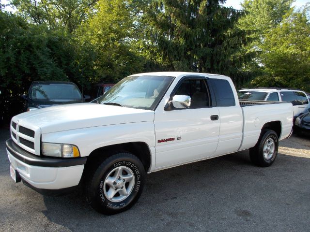 1996 Dodge Ram 1500 FE Sedan