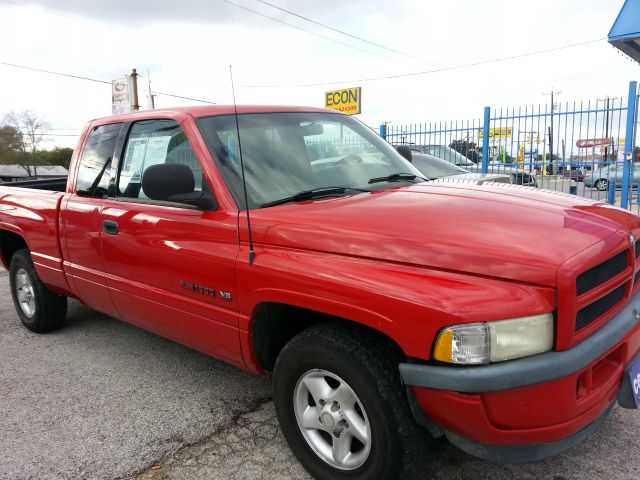 1998 Dodge Ram 1500 4DR SDN XLE AT