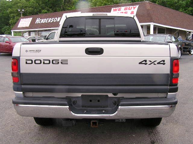 1998 Dodge Ram 1500 4dr Sdn Custom Sedan