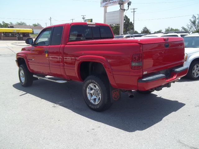 1998 Dodge Ram 1500 Extended Cab 4-wheel Drive LTZ