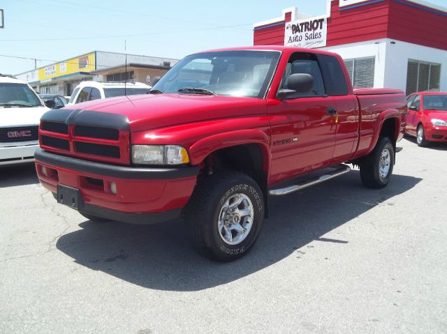 1998 Dodge Ram 1500 Extended Cab 4-wheel Drive LTZ