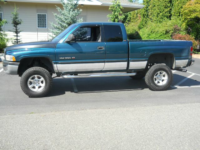 1998 Dodge Ram 1500 SXT Ext Cab