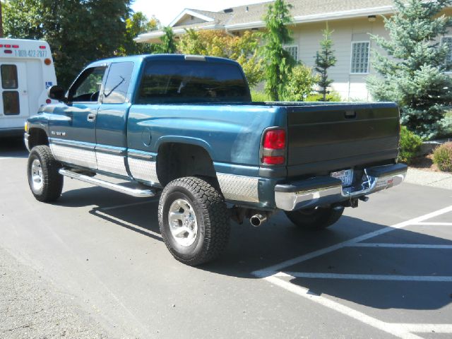 1998 Dodge Ram 1500 SXT Ext Cab