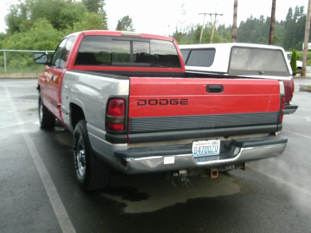 1998 Dodge Ram 1500 4DR SDN XLE AT