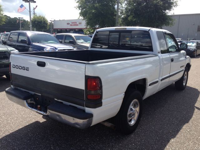 1998 Dodge Ram 1500 4DR SDN XLE AT