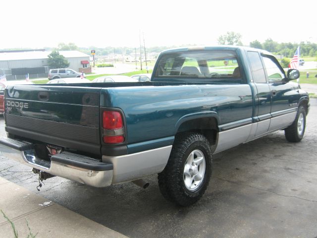 1999 Dodge Ram 1500 C1500 LS