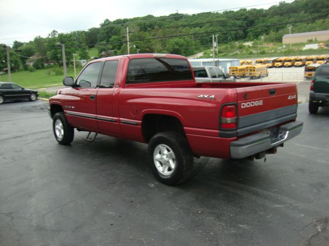 1999 Dodge Ram 1500 1500 LT 4WD