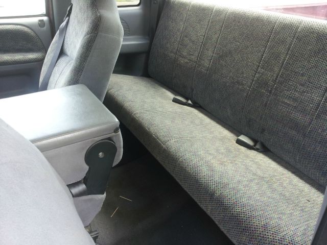 1999 Dodge Ram 1500 T Chairs