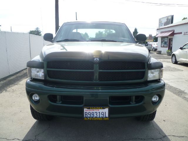 1999 Dodge Ram 1500 1500 LT 4WD