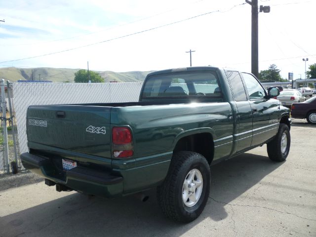 1999 Dodge Ram 1500 1500 LT 4WD