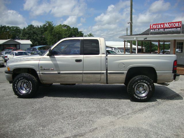 1999 Dodge Ram 1500 1500 LT 4WD