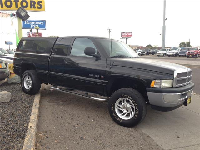 1999 Dodge Ram 1500 BOX