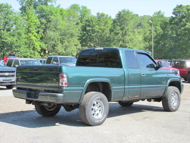 2000 Dodge Ram 1500 4WD 1500 LTZ