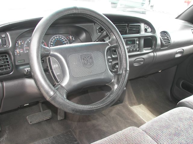 2000 Dodge Ram 1500 1500 LT Crew Cab 4WD