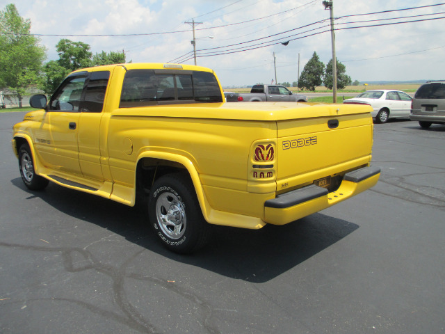 2000 Dodge Ram 1500 1500 LT Crew Cab 4WD