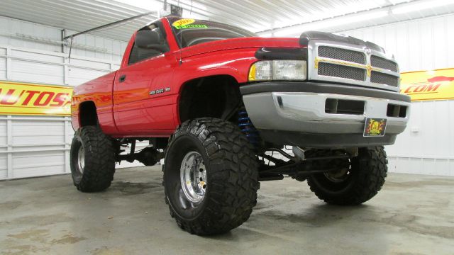 2000 Dodge Ram 1500 1500 LT 4WD