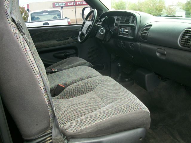 2000 Dodge Ram 1500 1500 LT 4WD