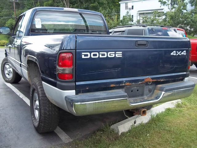 2000 Dodge Ram 1500 1500 LT 4WD