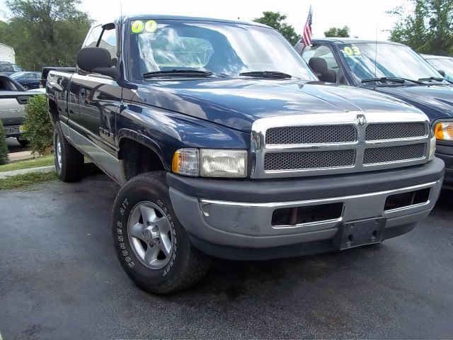 2000 Dodge Ram 1500 1500 LT 4WD