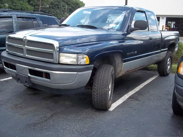 2000 Dodge Ram 1500 1500 LT 4WD