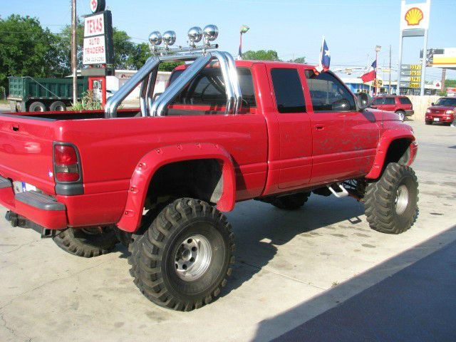 2000 Dodge Ram 1500 Unknown