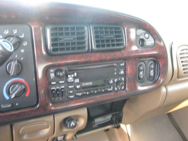 2000 Dodge Ram 1500 Unknown