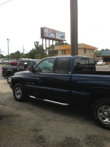 2000 Dodge Ram 1500 T Chairs