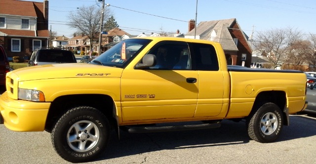 2000 Dodge Ram 1500 1500 LT 4WD