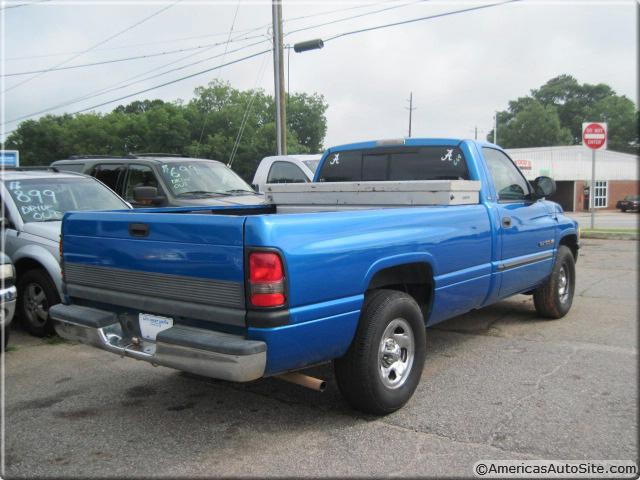 2000 Dodge Ram 1500 Base