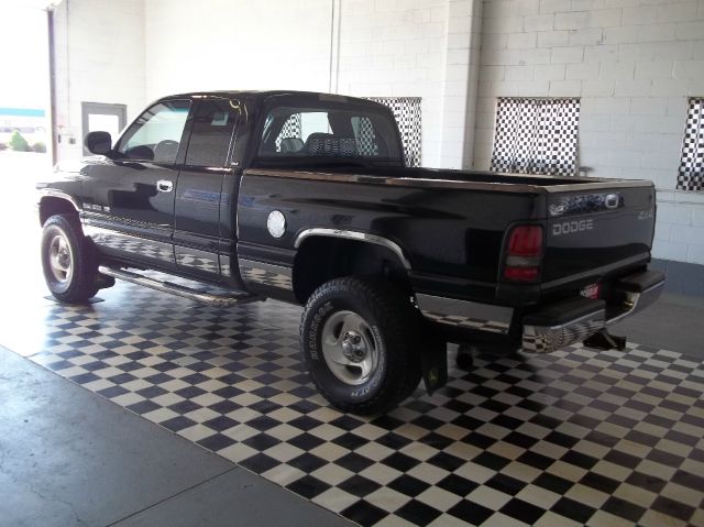 2001 Dodge Ram 1500 1500 LT 4WD