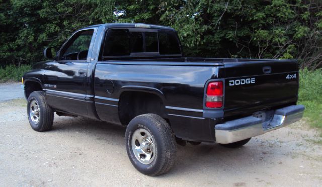 2001 Dodge Ram 1500 1500 LT 4WD