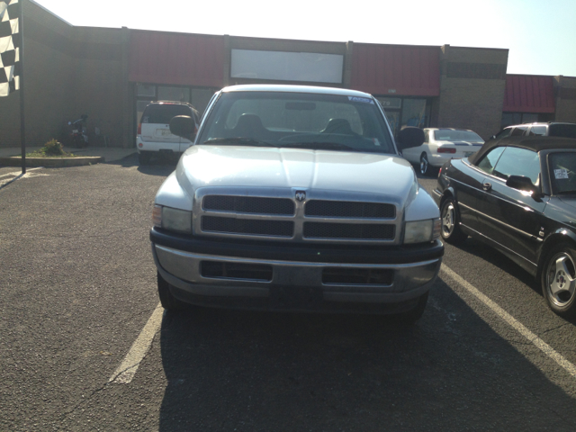 2001 Dodge Ram 1500 T Chairs