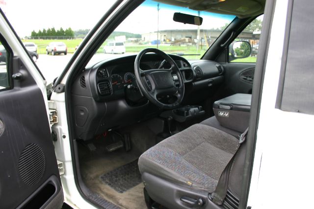 2001 Dodge Ram 1500 1500 LT 4WD