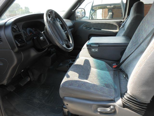 2001 Dodge Ram 1500 C1500 LS