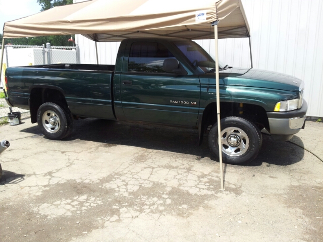 2001 Dodge Ram 1500 DVD NAV ROOF