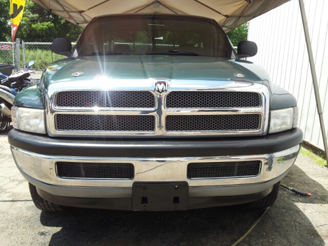 2001 Dodge Ram 1500 DVD NAV ROOF