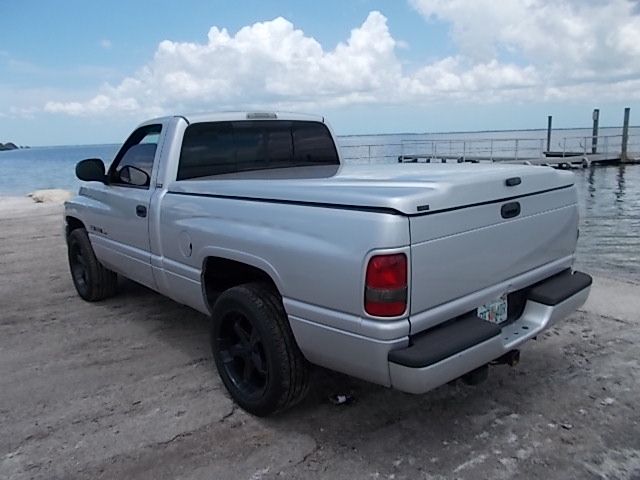 2001 Dodge Ram 1500 T Chairs