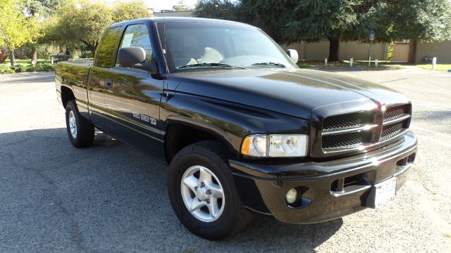 2001 Dodge Ram 1500 1500 LT Crew Cab 4WD