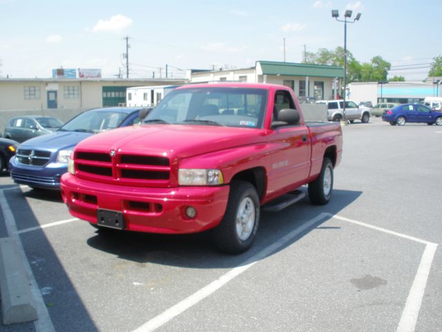 2001 Dodge Ram 1500 T Chairs