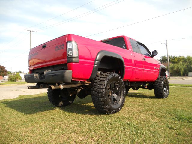 2001 Dodge Ram 1500 1500 LT 4WD