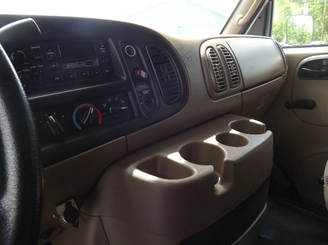 2001 Dodge Ram 1500 FWD CXS