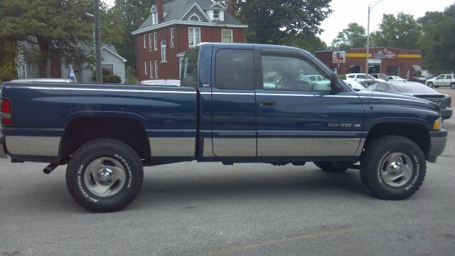 2001 Dodge Ram 1500 1500 LT 4WD