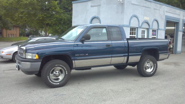 2001 Dodge Ram 1500 1500 LT 4WD