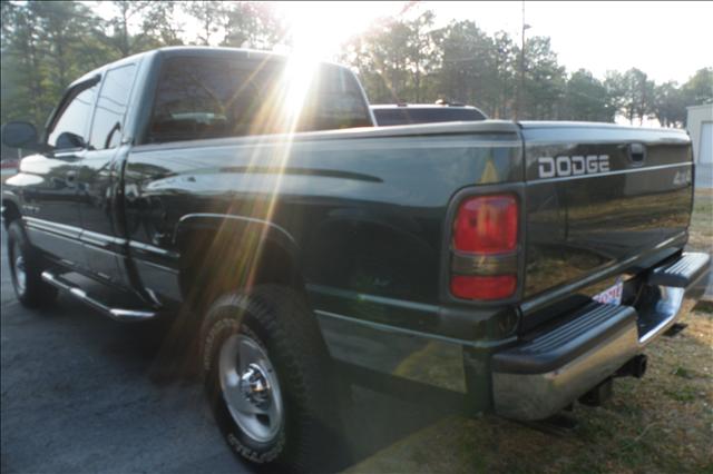 2001 Dodge Ram 1500 Base