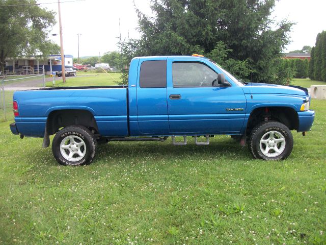 2001 Dodge Ram 1500 1500 LT 4WD