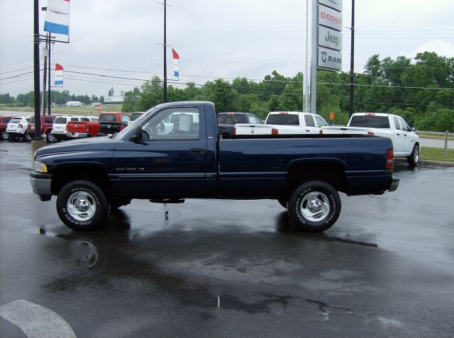 2001 Dodge Ram 1500 DVD NAV ROOF