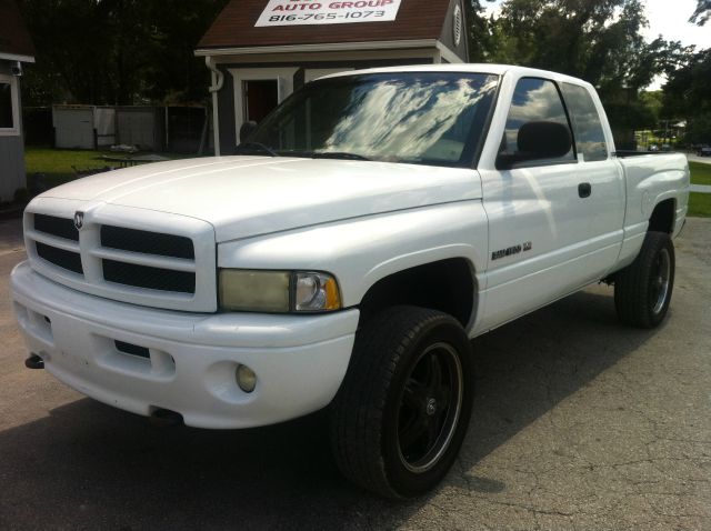 2001 Dodge Ram 1500 FWD SLT