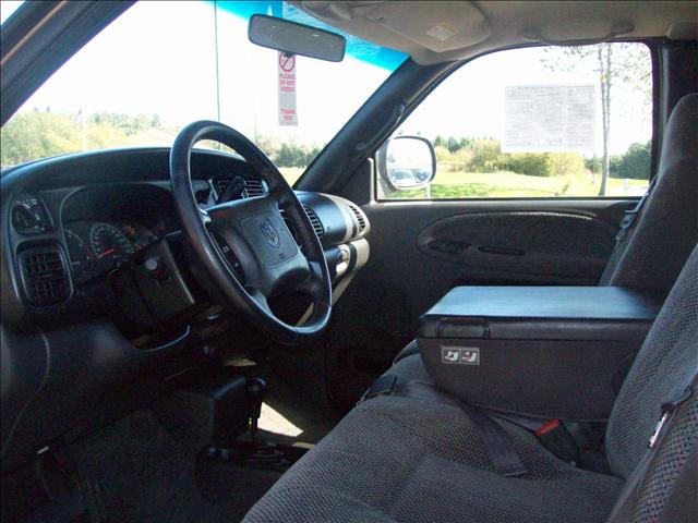 2001 Dodge Ram 1500 Base